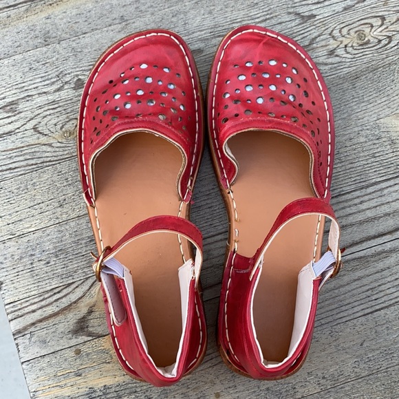 Women’s Casual Sandals - Picture 4 of 4